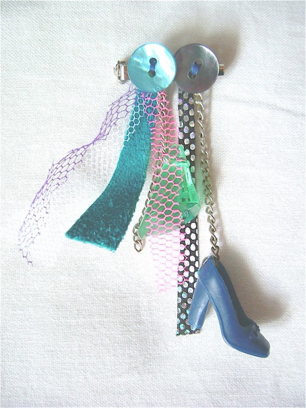 upcycled jewellery button toy trinket brooch