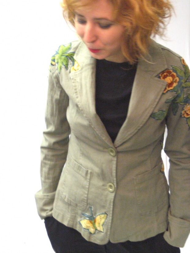 Applique floral khaki jacket