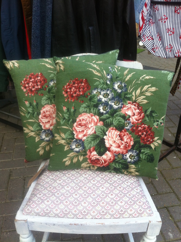 floral scatter cushion